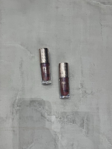 Revolution Pout Bomb Shimmer Lip Gloss Berry Lustre