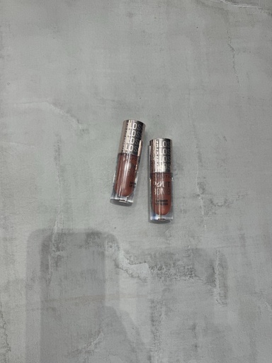 Revolution Pout Bomb Shimmer Lip Gloss Nude Glow