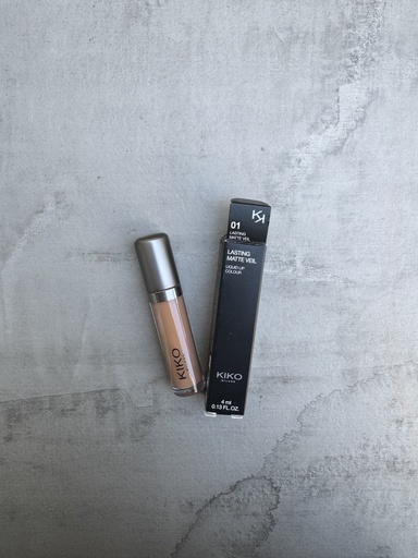 Kiko Milano Lasting Matte Veil Liquid Lip Colour 01