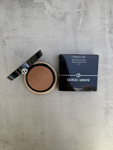 Giorgio Armani Luminous Silk Glow Fusion Powder 11.5