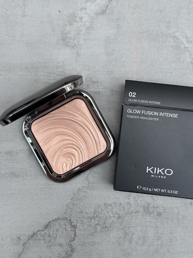 Kiko Milano Glow Fusion Intense Powder Highlighter 02 