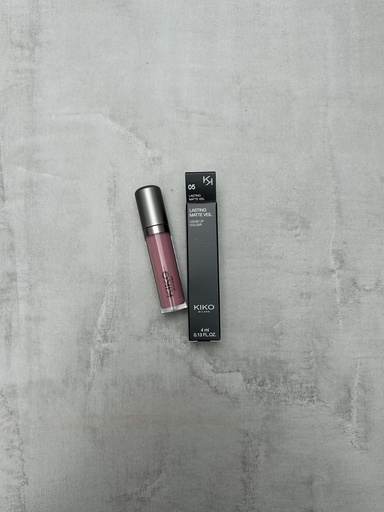 Kiko Milano Lasting Matte Veil Liquid Lip Colour 05