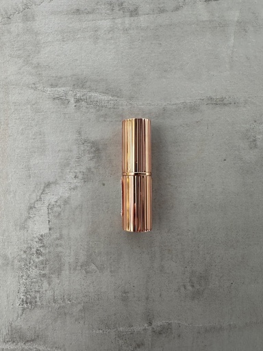 Charlotte Tilbury Big Lipstick Pa Sticker Pa Kuti
