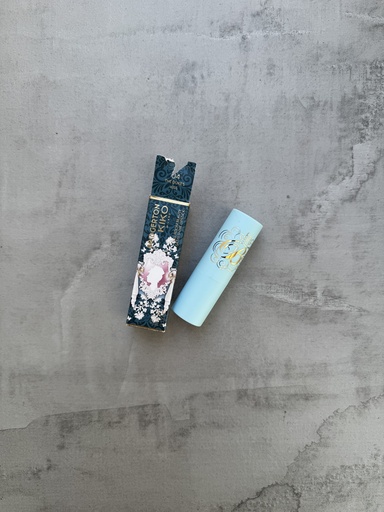 Kiko Milano Bridgerton Ballroom Beauty Satin Shine Lipstick The Dukes Kiss 04