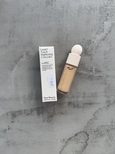 Rare Beauty Liquid Touch Brightening Concealer 200C
