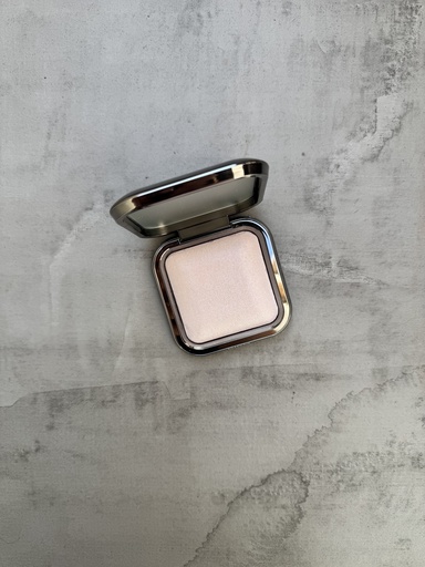 Kiko Milano Baked Face Highlighter Glitter Pa Kuti 