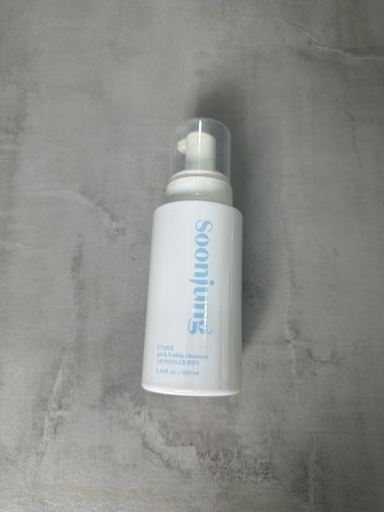 Etude Soonjung  Whip Cleanser 250ml 