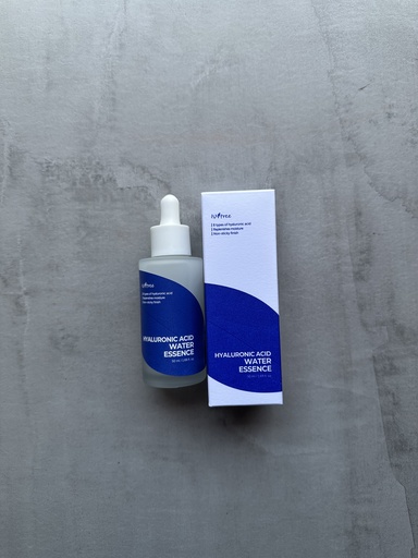  Isntree HYALURONIC ACID WATER ESSENCE