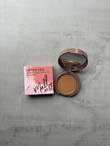 Mally Lifted Veil Radiant Cream Bronzer Medium