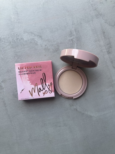 Mally Lifted Veil Radiant Skin Balm Illuminateur Mallys Magic