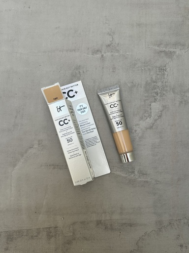 It Cosmetics CC+ Correcting Full Coverage Cream SPF50 Light 12ml