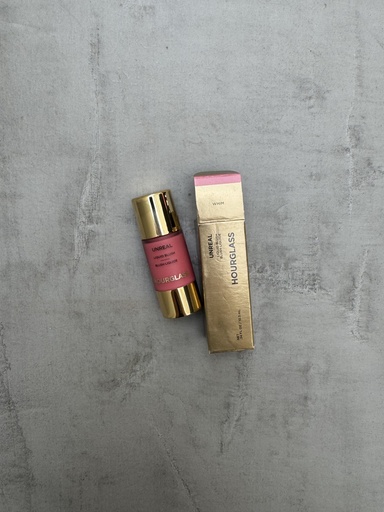 Hourglass Unreal Liquid Blush Whim