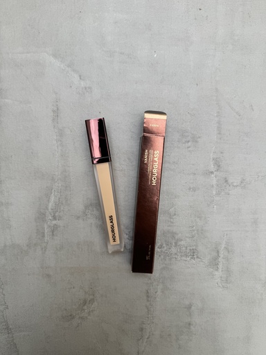 Hourglass Vanish Airbrush Concealer Fawn