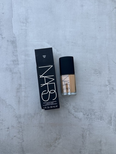 Nars Sheer Glow Foundation Aruba 30ml