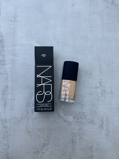 Nars Sheer Glow Foundation Barcelona 30ml