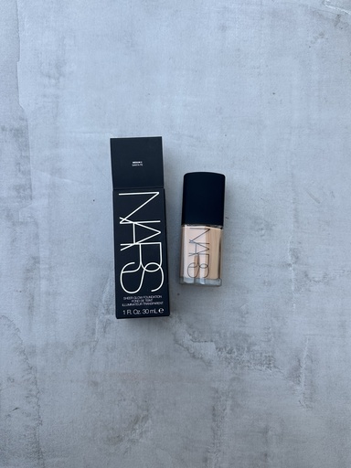 Nars Sheer Glow Foundation Santa Fe 30ml