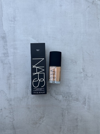 Nars Sheer Glow Foundation Sahel 30ml