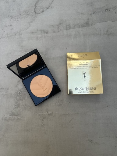 YSL All Hours Hyper Finish 02