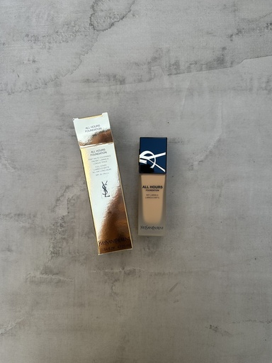 YSL All Hours Foundation MN5 