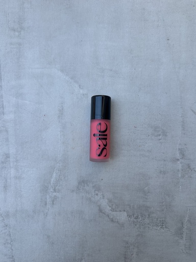 Saie Dewy Blush Flirty Pa Kuti