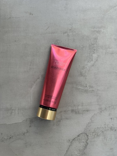Victoria's Secret Romantic Fragrance Lotion 236 ml